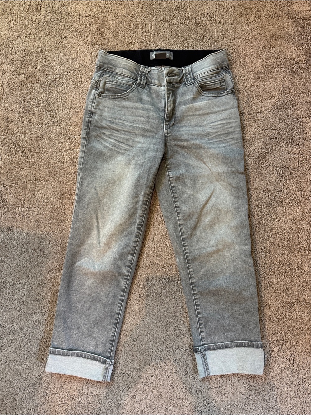 Democracy Women's Cropped Ankle Jeans in Faded Gray